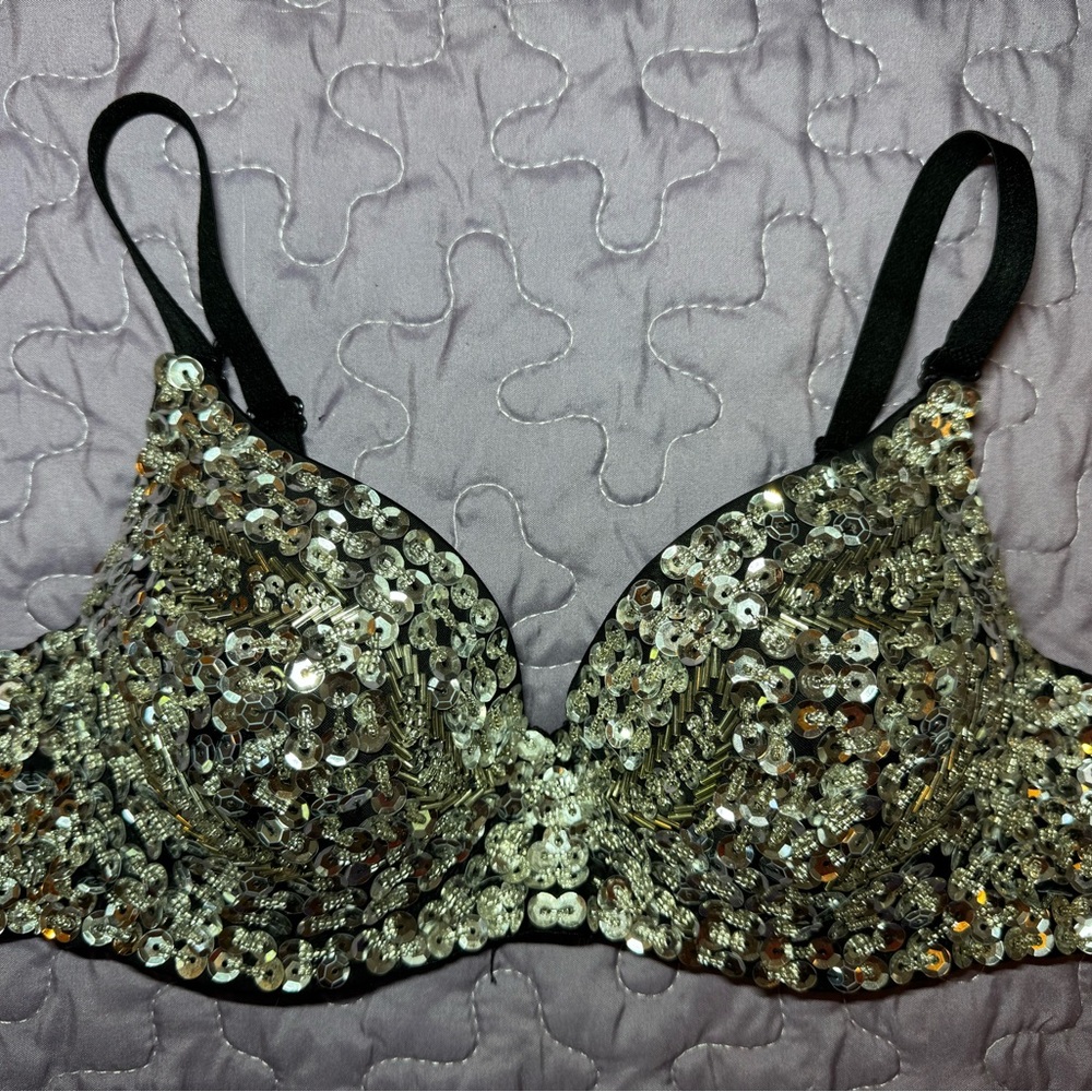 iheartraves Embellished Sequin Black Silver Bra Sz Small - Festival Rave Club